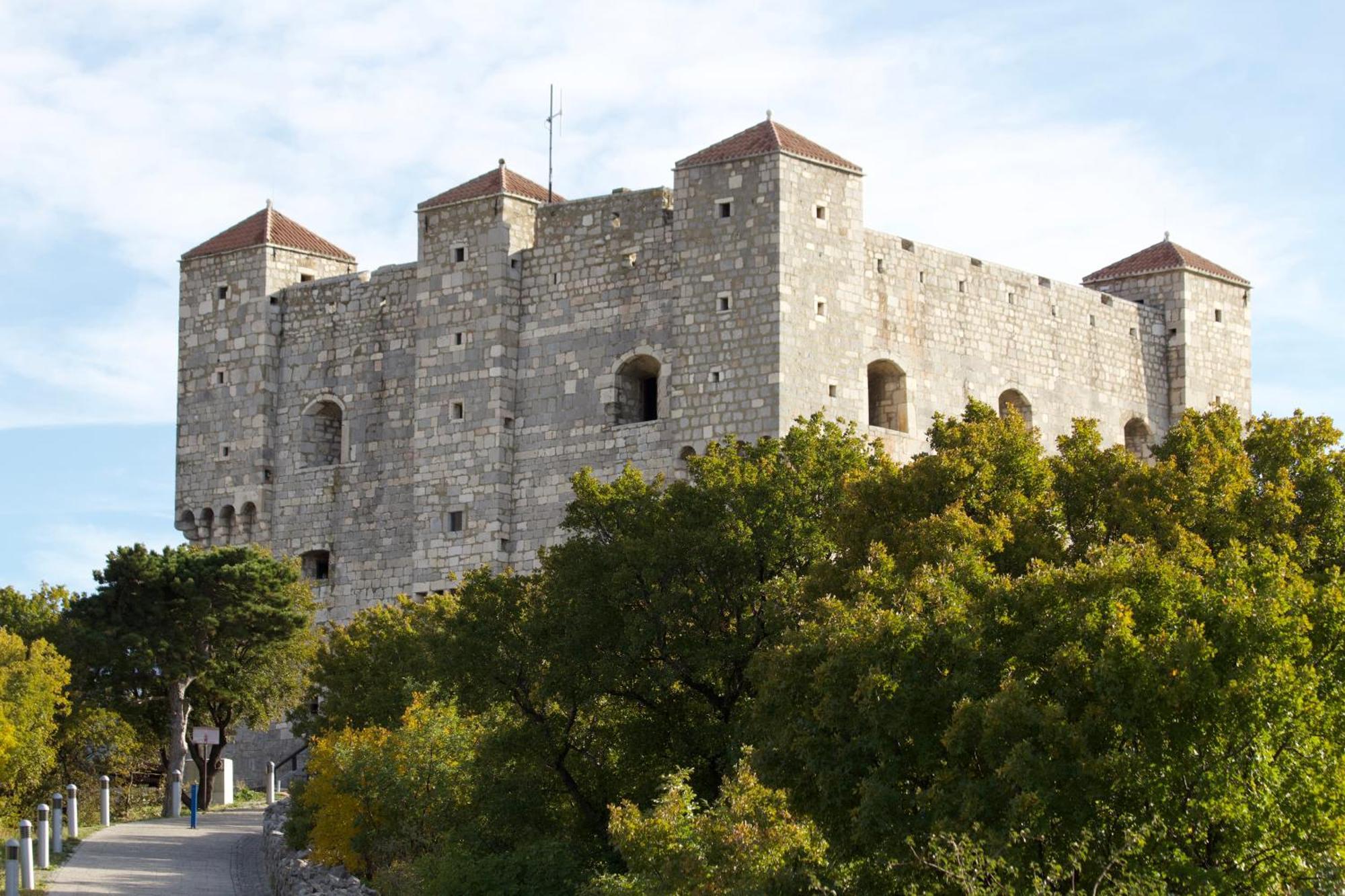 Apartment4You Senj  Zewnętrze zdjęcie